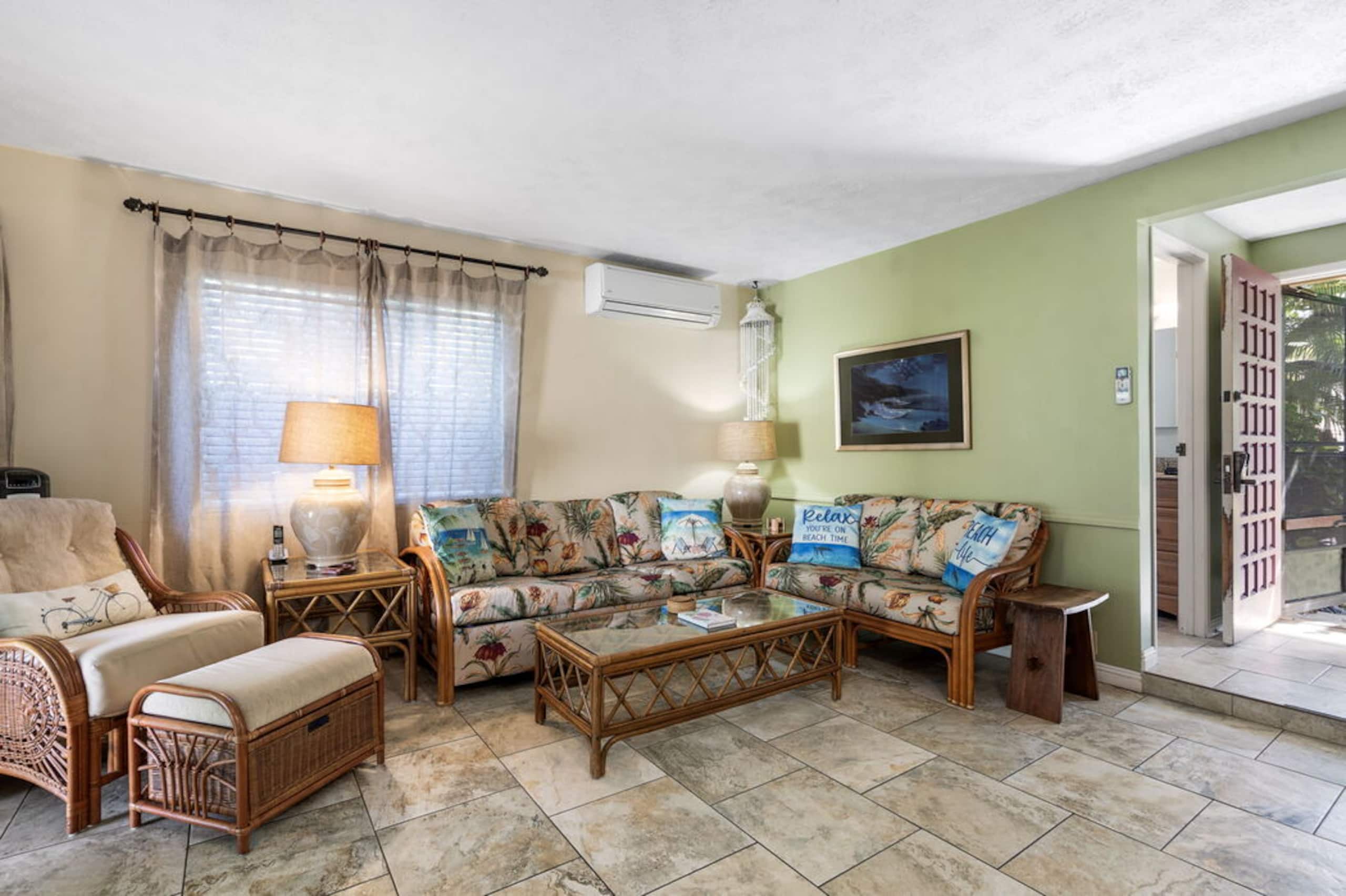 Townhouse in Kailua-Kona · ★4.69 · 2 bedrooms · 3 beds · 2 baths - Image 36