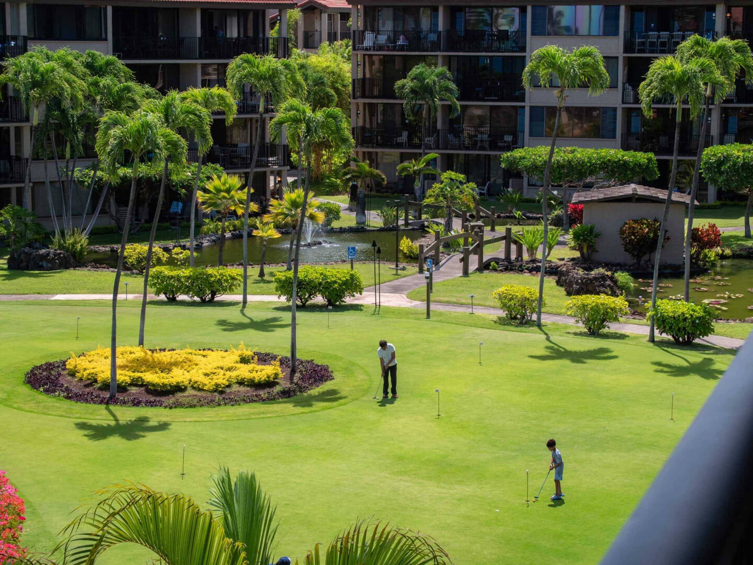 Condo in Lahaina · ★4.93 · 2 bedrooms · 3 beds · 2 baths - Image 30