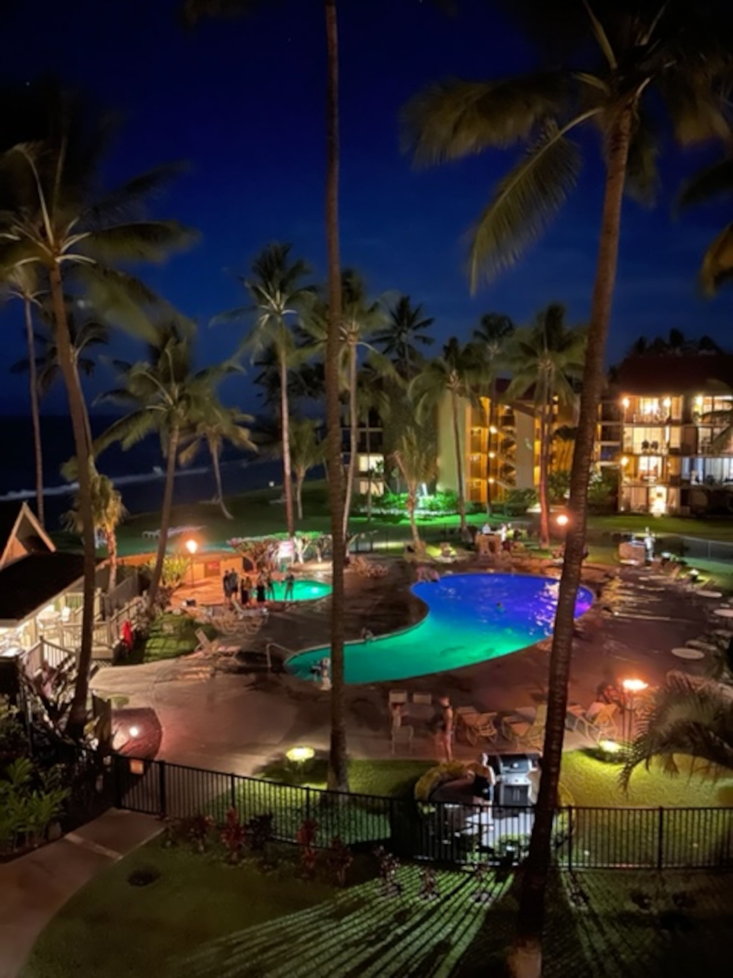 Condo in Lahaina · ★4.93 · 2 bedrooms · 3 beds · 2 baths - Image 39