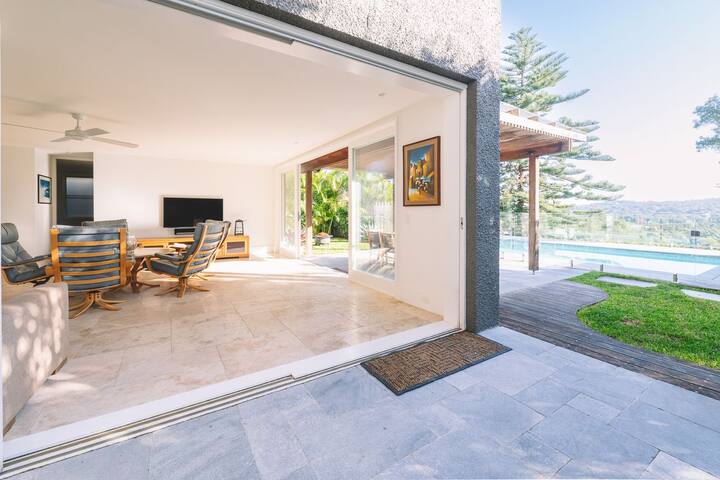 Turimetta Beach House gallery image 5