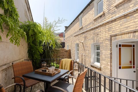Your Apartment Redcliffe Parade No9 I Ground Floor