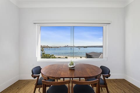 2BR Harbour View in Rose Bay