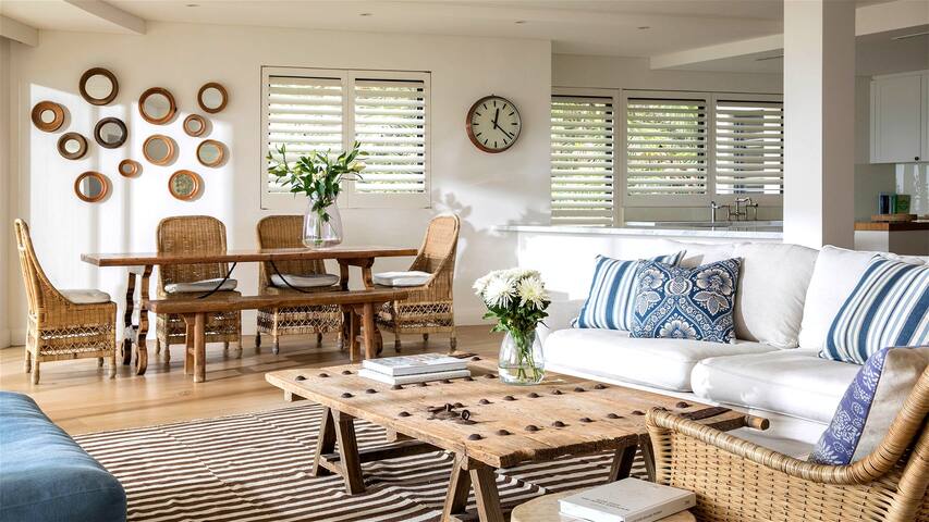 Rose Bay Luxe Penthouse gallery image 2