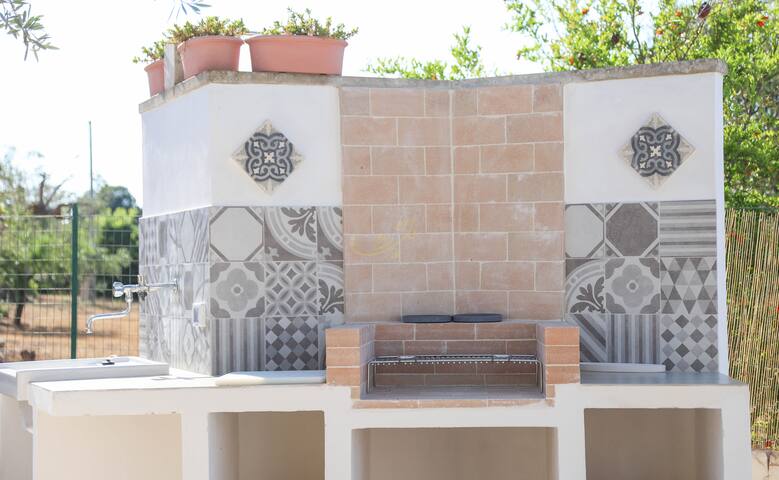 TD Trulli Albapetra Pool & Olive Trees gallery image 3