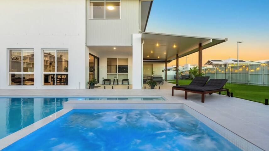 Putt Putt – Pool Slide – 100m to Beach gallery image 4