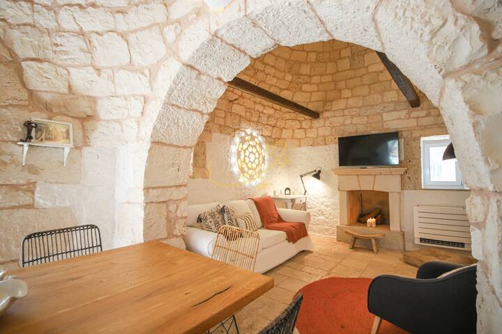 TD Trulli Locobello Stylish & Cozy Trulli w/ Pool gallery image 3