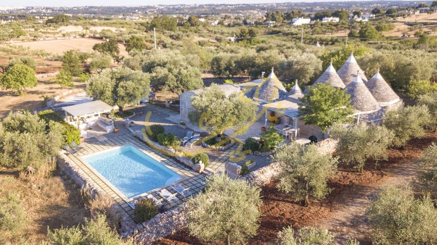 TD Trulli Locobello Stylish & Cozy Trulli w/ Pool gallery image 5