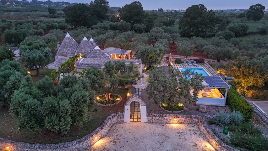 TD Trulli Locobello Stylish & Cozy Trulli w/ Pool