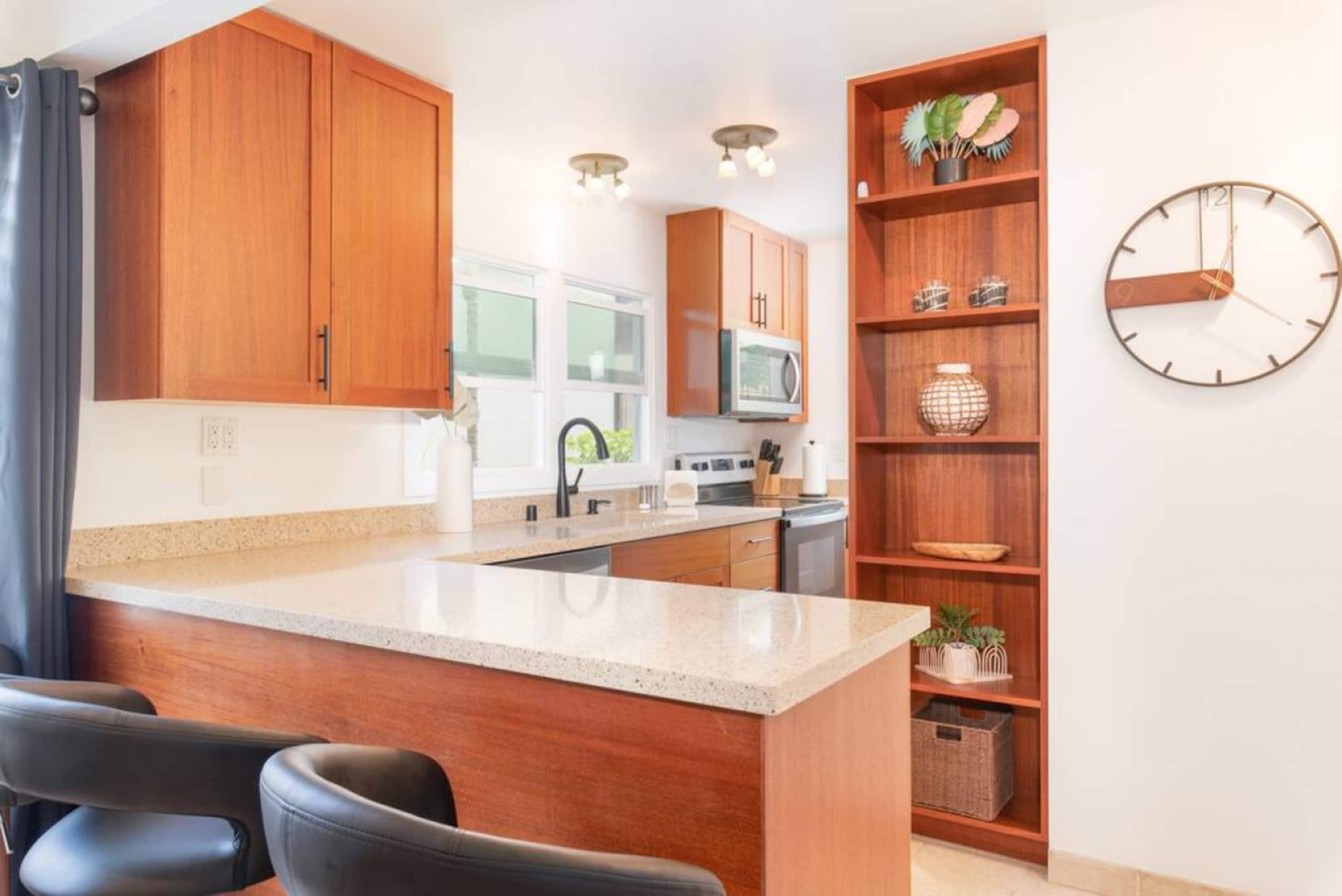 Condo in Kailua-Kona · ★4.88 · 2 bedrooms · 3 beds · 1 bath - Image 17