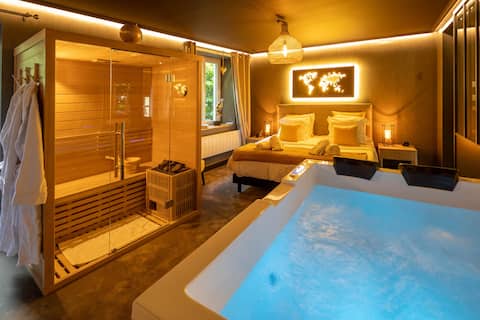 The Suite - Spa & Sauna 4* with parking