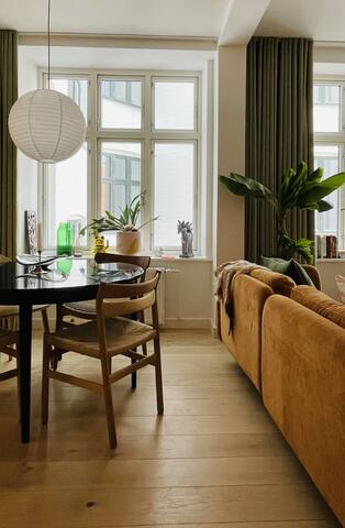 Center – close to nyhavn – the palace – 2 bedrooms gallery image 2