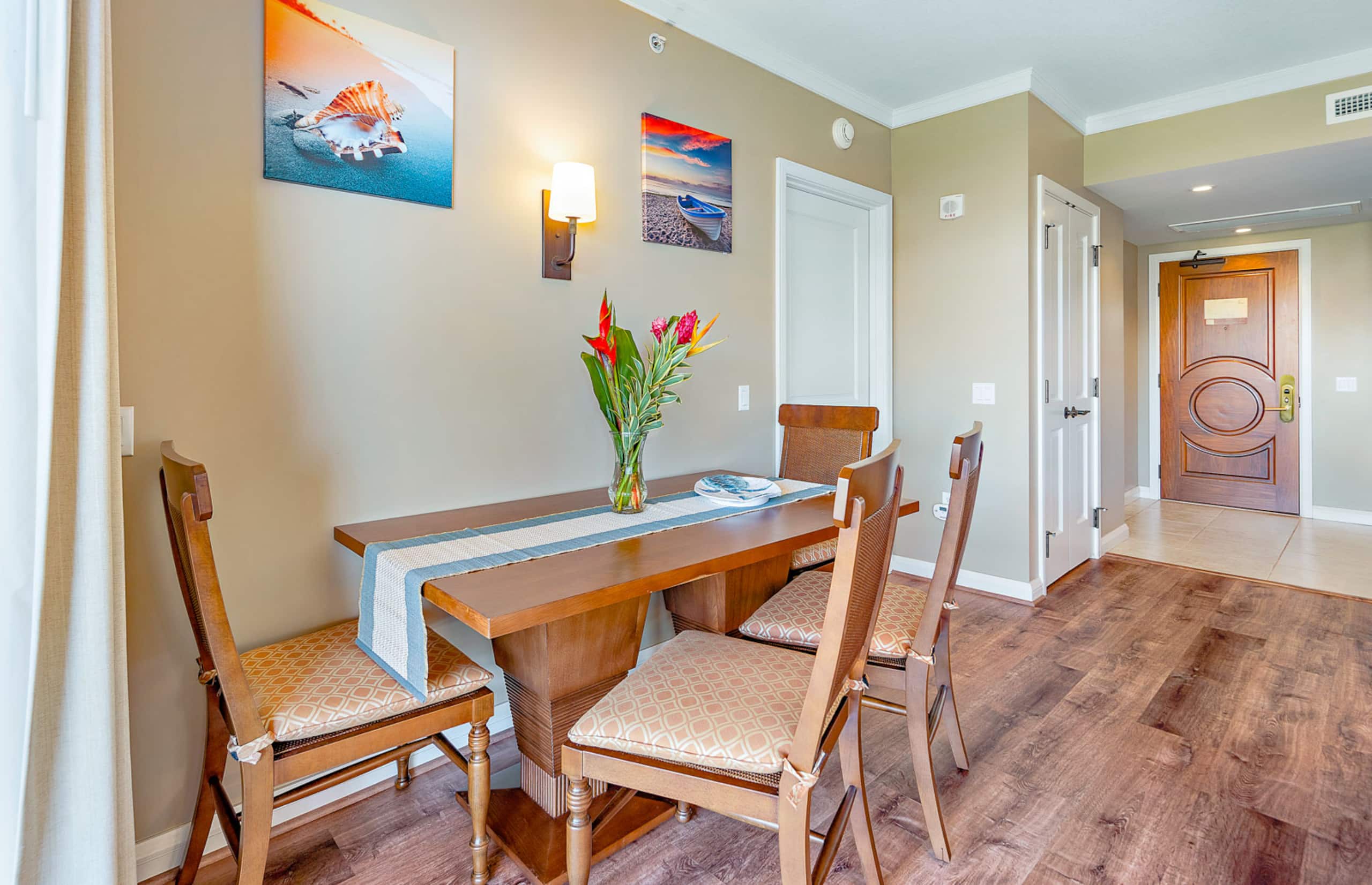 Condo in Lahaina · ★4.96 · 1 bedroom · 3 beds · 1 shared bath - Image 16