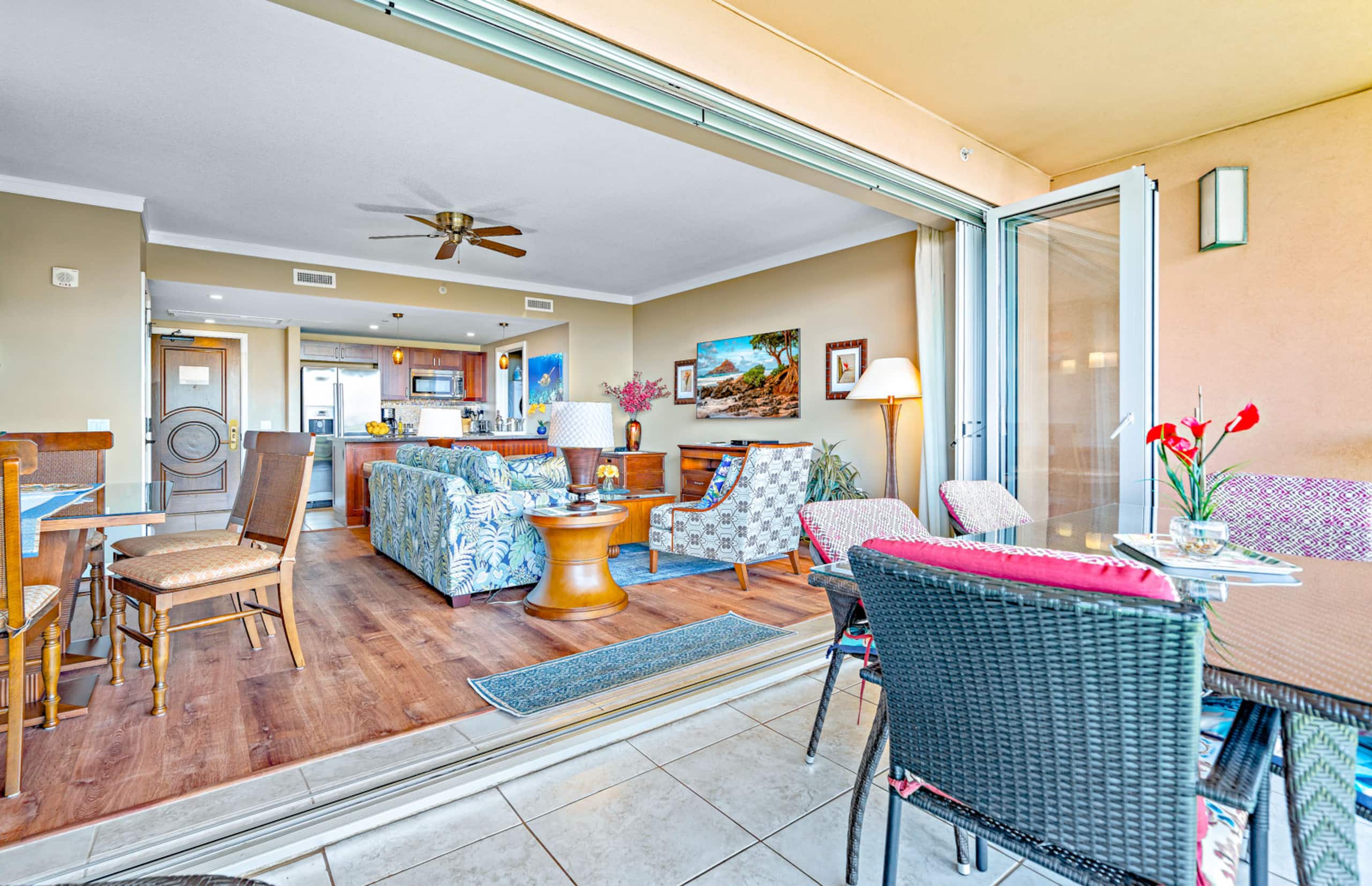 Condo in Lahaina · ★4.96 · 1 bedroom · 3 beds · 1 shared bath - Image 7