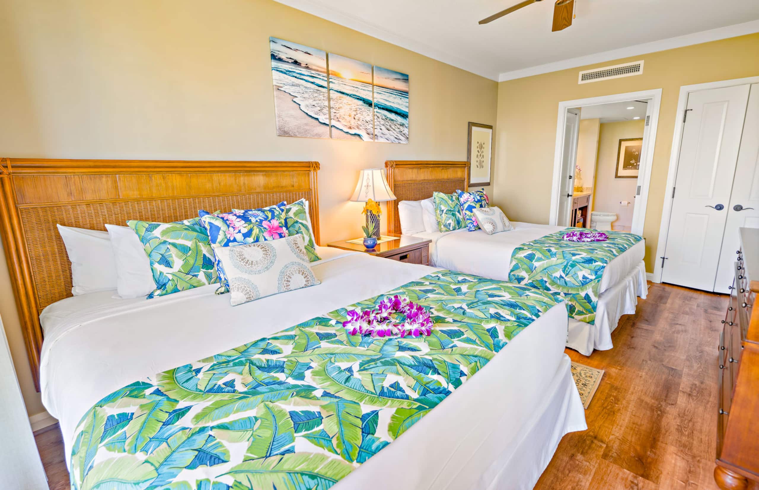Condo in Lahaina · ★4.96 · 1 bedroom · 3 beds · 1 shared bath - Image 20