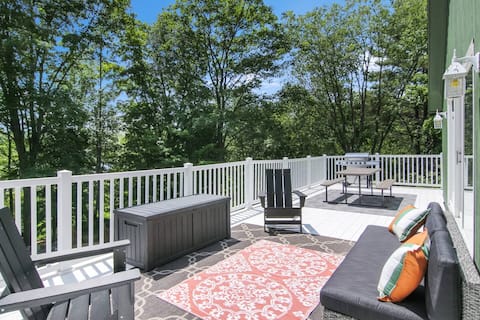 Tavi Haus: Lakefront~Kayaks~SUP~Sauna~Pool Table