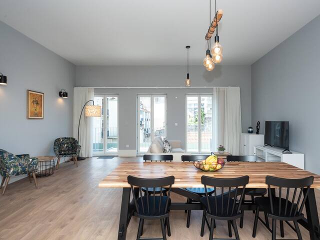 Porto XL 1 Spacious apartment in the city centre gallery image 3