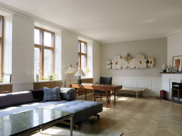 Close to tivoli – free parking – 5 people – close gallery image 3