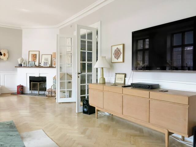 Close to tivoli – free parking – 5 people – close gallery image 5