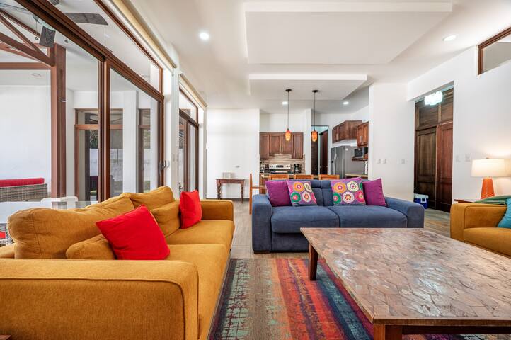 Casa Sol Blanco Playa Potrero- Pool/Walk to Beach