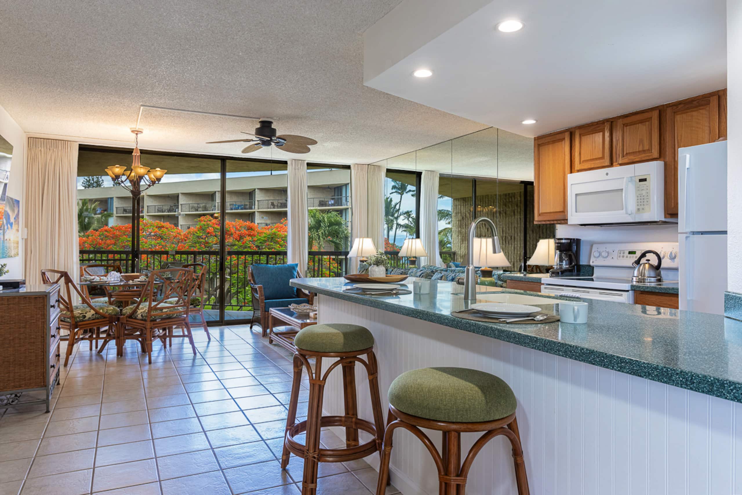 Condo in Kihei · ★4.82 · 1 bedroom · 2 beds · 2 shared baths - Image 8
