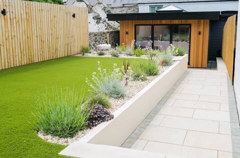 Hideaway close to Newborough Forest and beach