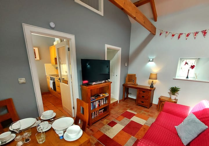 Luddie's Country Cottages - Poppy Cottage - Runswick Bay