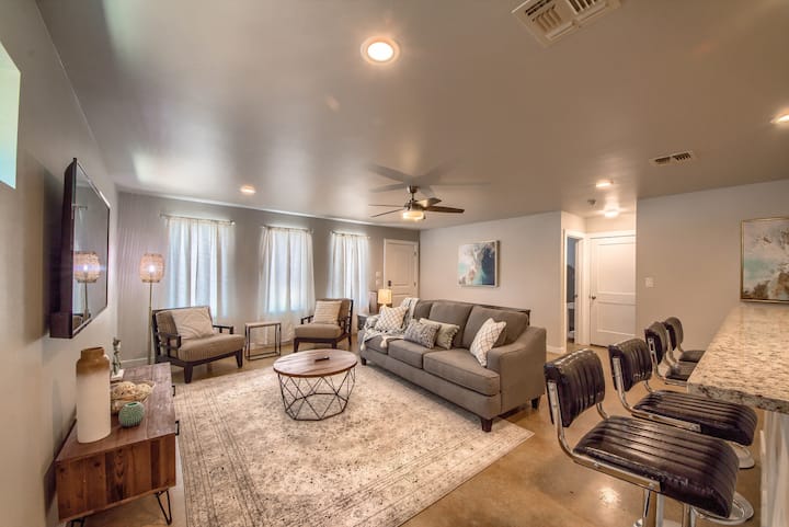 Rr 464 Sattler Haus - Canyon Lake, TX