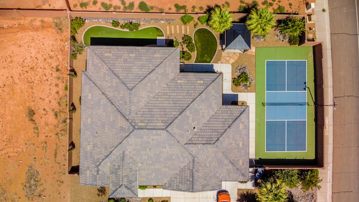 Private Pickle Ball Court | World Class Golf