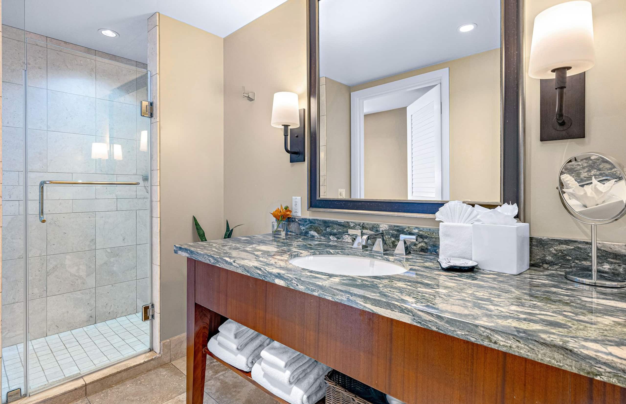 Condo in Lahaina · ★5.0 · 3 bedrooms · 4 beds · 3 baths - Image 39