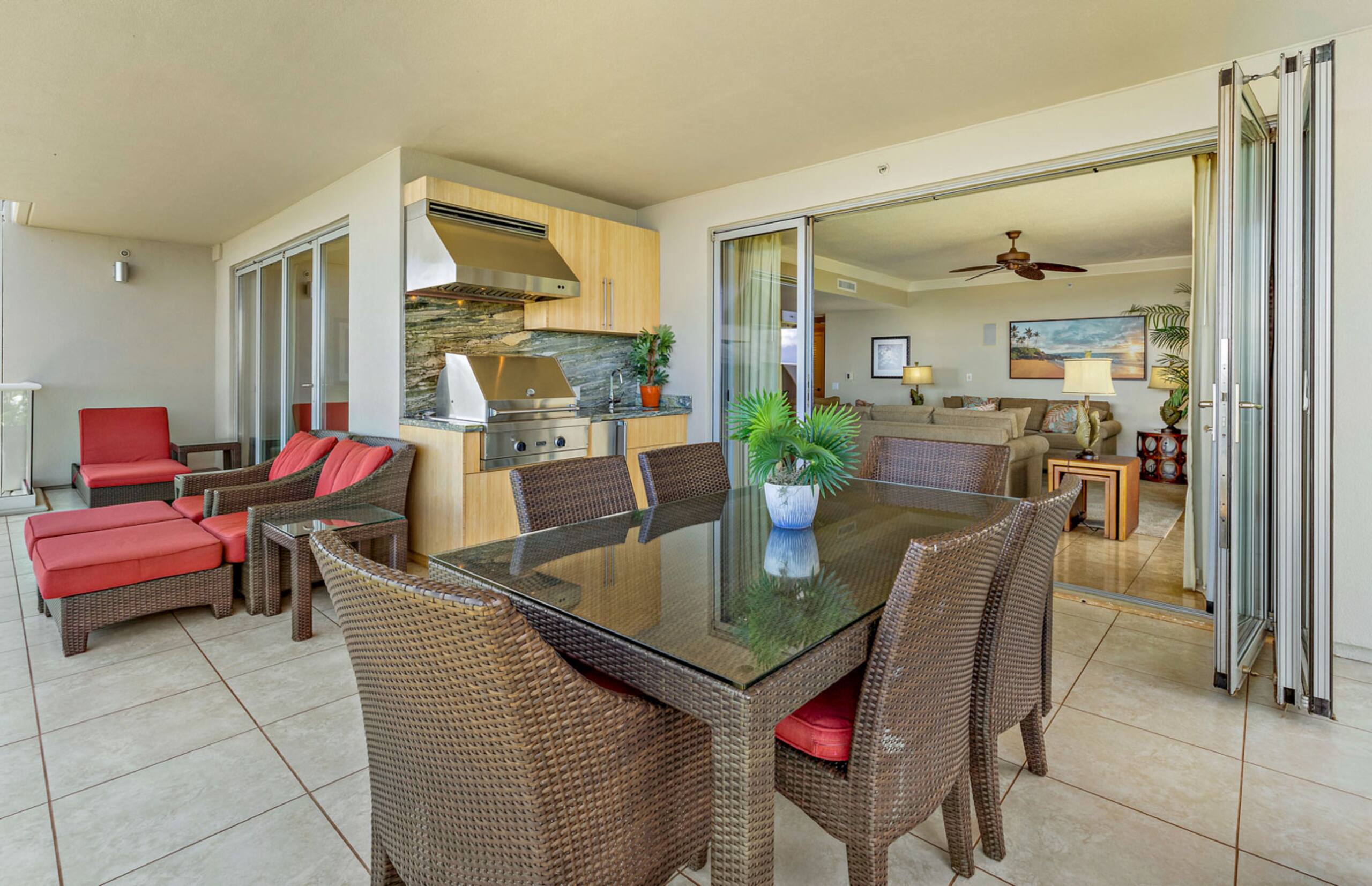 Condo in Lahaina · ★5.0 · 3 bedrooms · 4 beds · 3 baths - Image 21