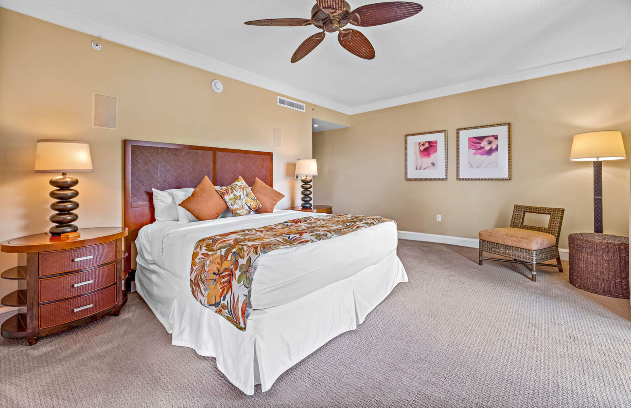 Condo in Lahaina · ★5.0 · 3 bedrooms · 4 beds · 3 baths - Image 12