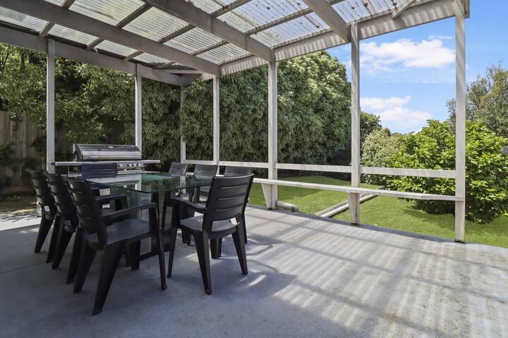 Ultimate Holiday or Corporate Stay gallery image 3