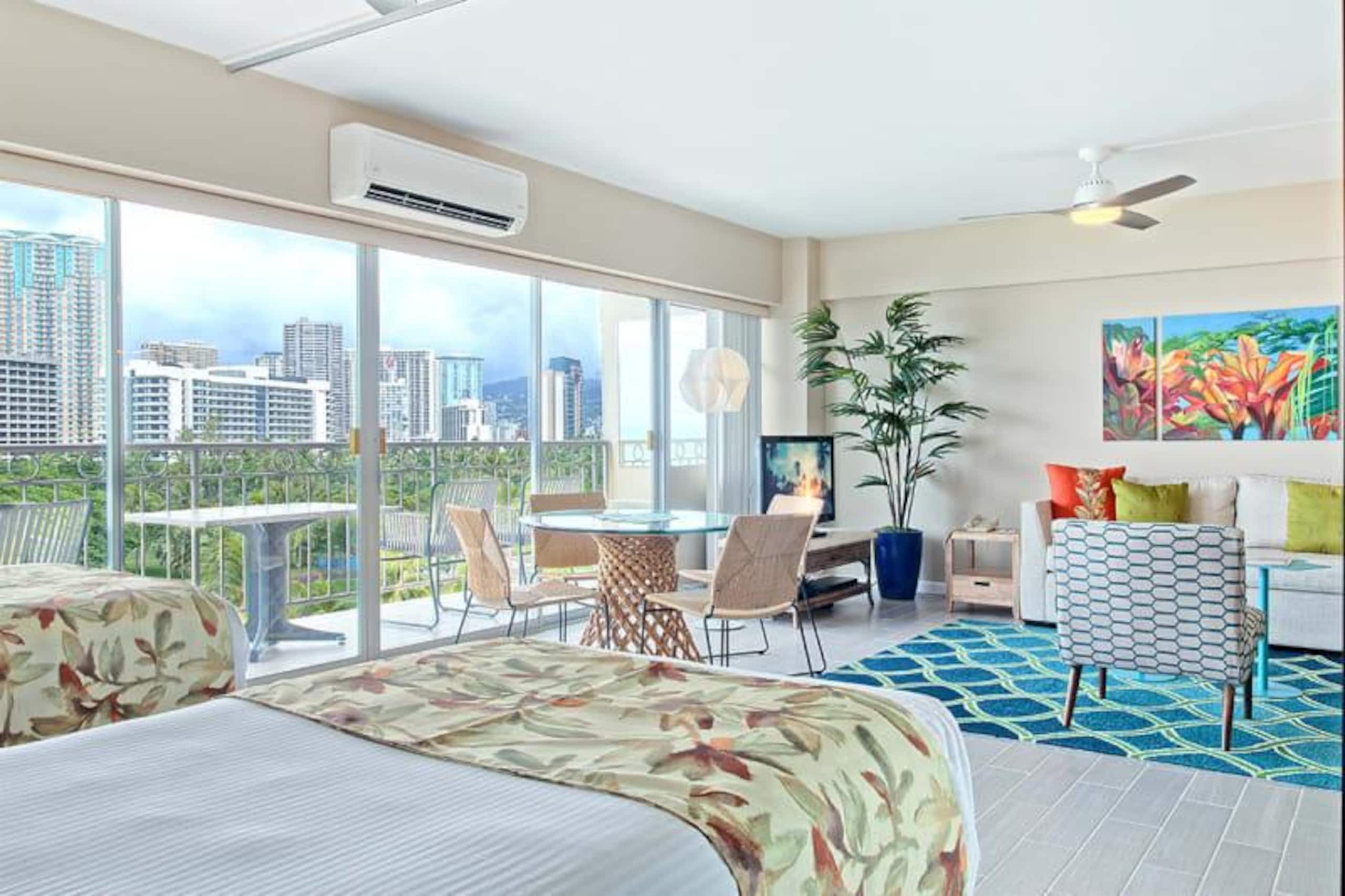Condo in Honolulu · ★4.67 · 1 bedroom · 2 beds · 1 shared bath - Image 5