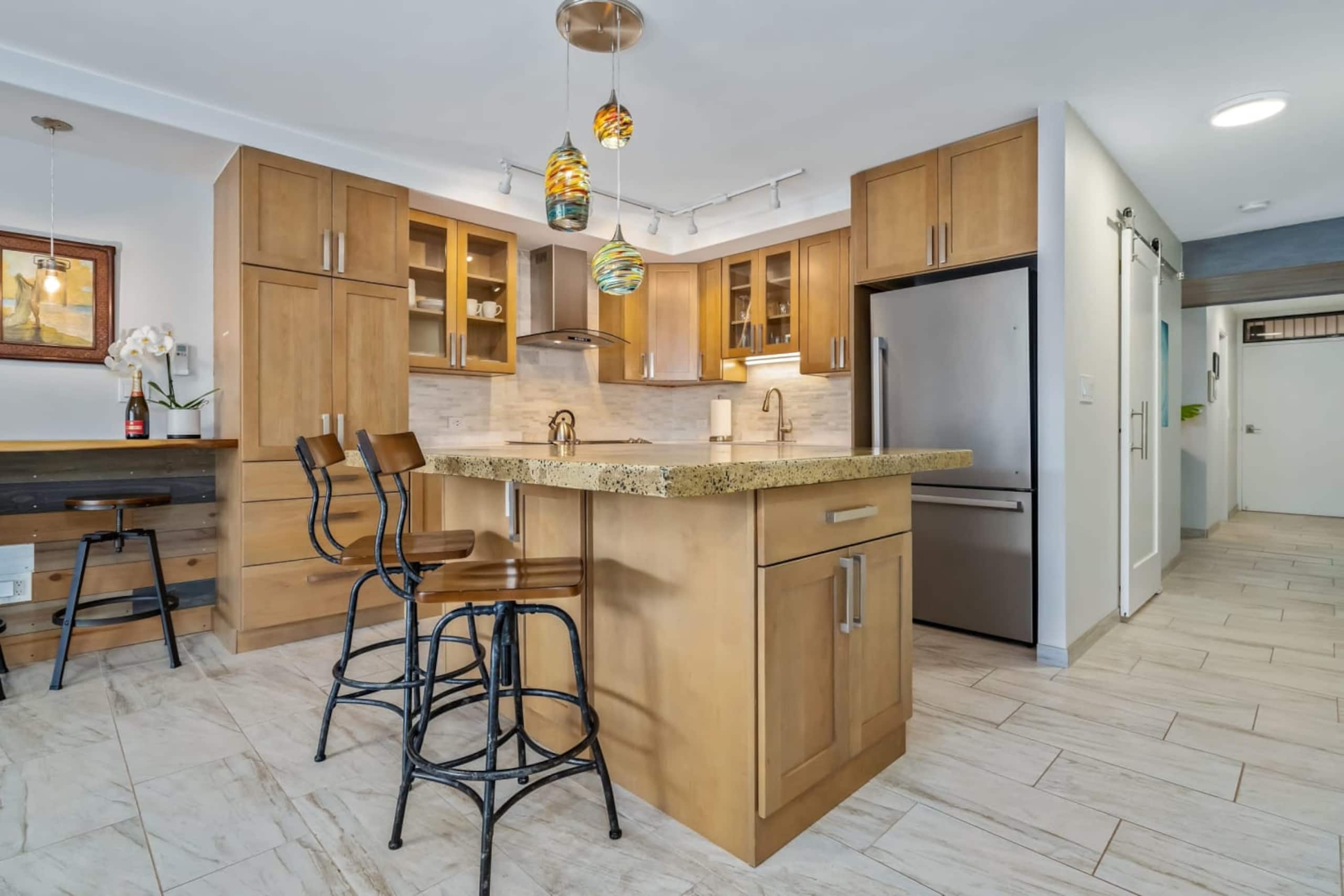Condo in Kihei · ★4.84 · 1 bedroom · 2 beds · 2 private baths - Image 7