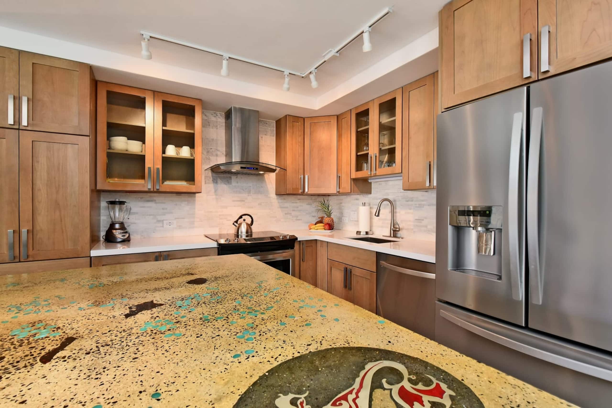 Condo in Kihei · ★4.84 · 1 bedroom · 2 beds · 2 private baths - Image 11