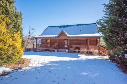 Views + Fenced Yard + Fire Pit + Near Outfitters