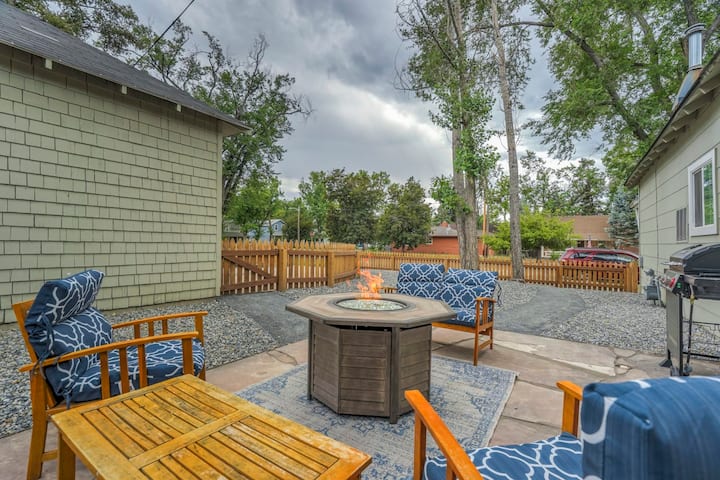 Del Norte Cottage! Downtown Home W/ Bbq & Fire Pit - Colorado Springs, CO