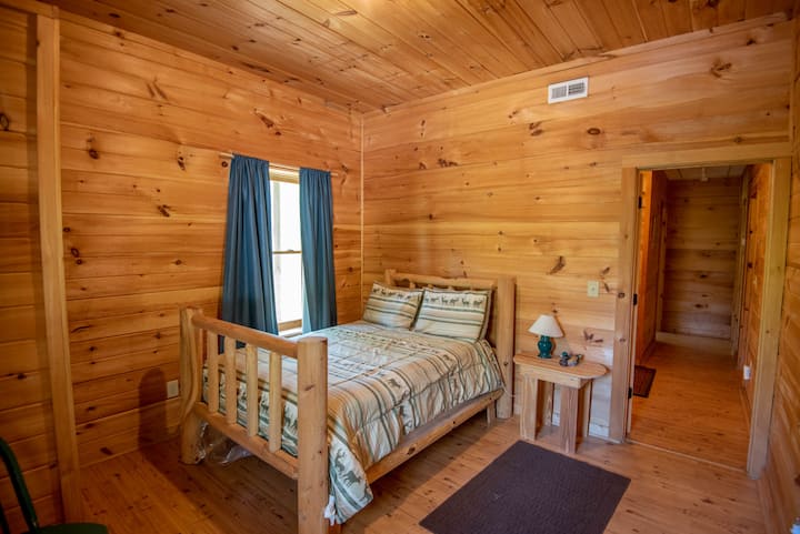 Двойна спалня...