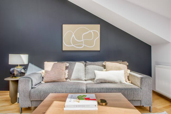 Blueground | Hietzing, terrace + shared garden gallery image 2