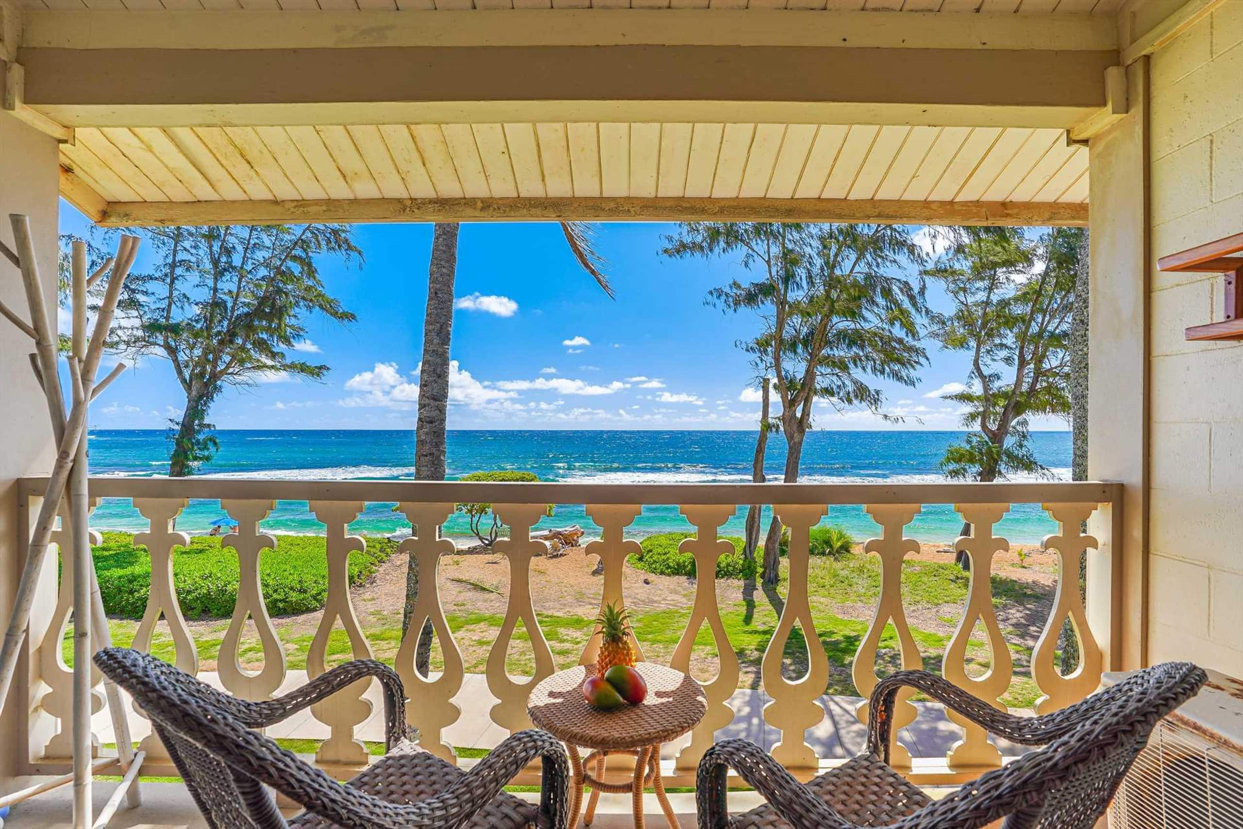 Beachfront Top Floor, Closest to Sand, Split AC - Main photo
