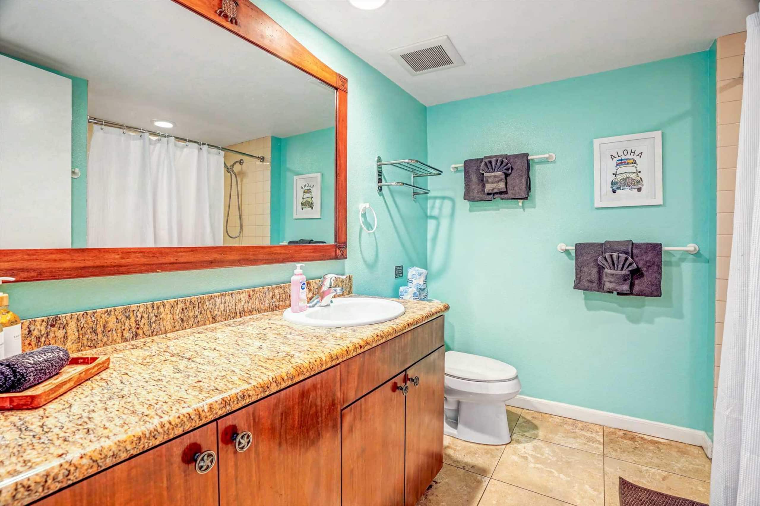 Oceanfront Ocean View Studio | King Bed | Split AC - Photo 15