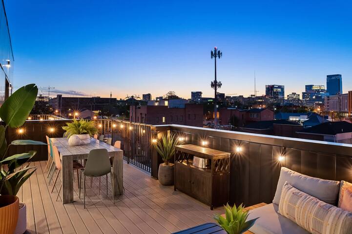 Muse Penthouse | 3BR Downtown Nashville Views! gallery image 2