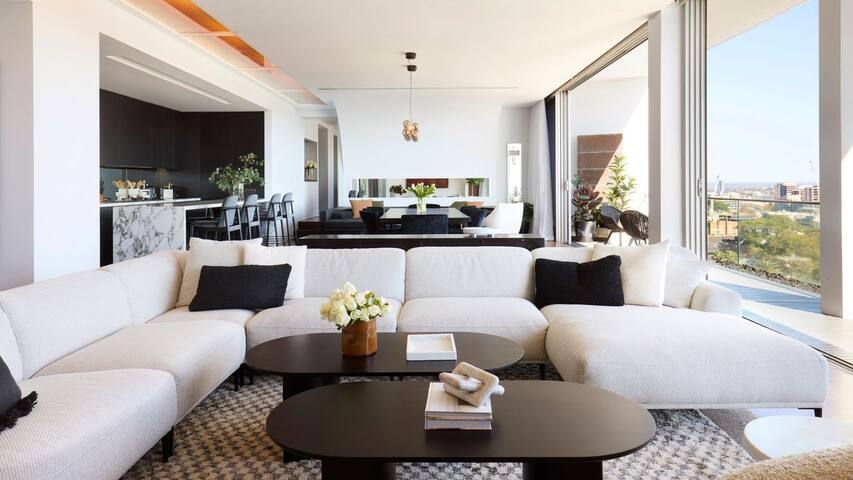 Sky Loft gallery image 5