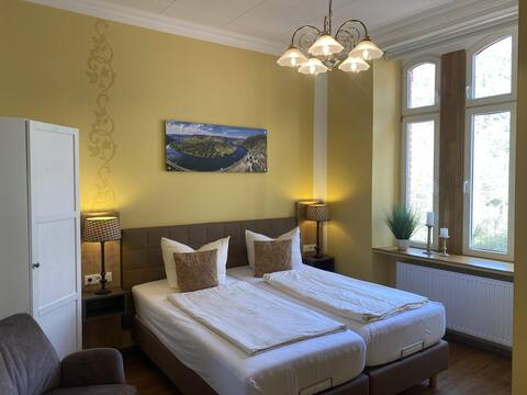 Double room-Ensuite with Shower
