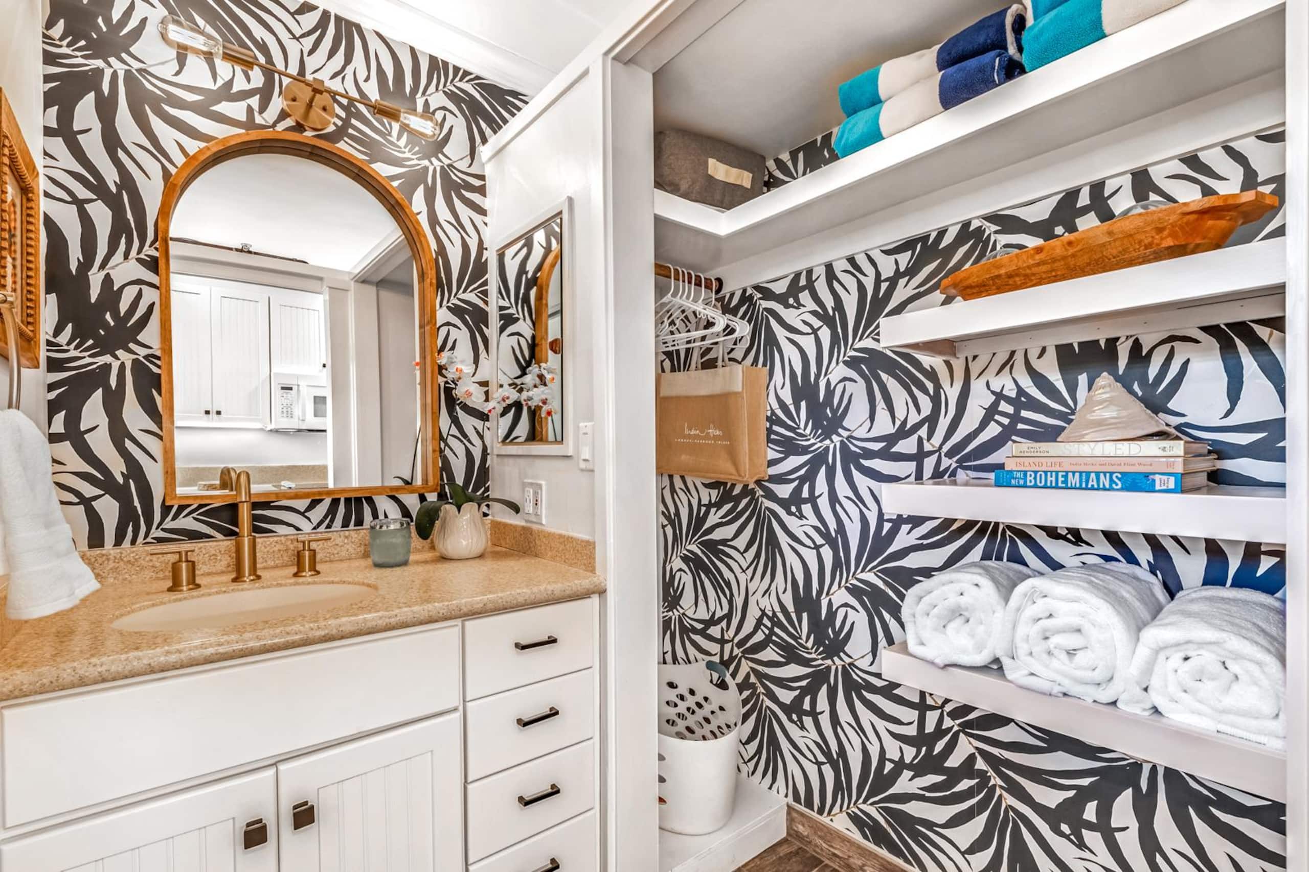 Condo in Lahaina · ★5.0 · 1 bedroom · 2 beds · 1 bath - Image 22