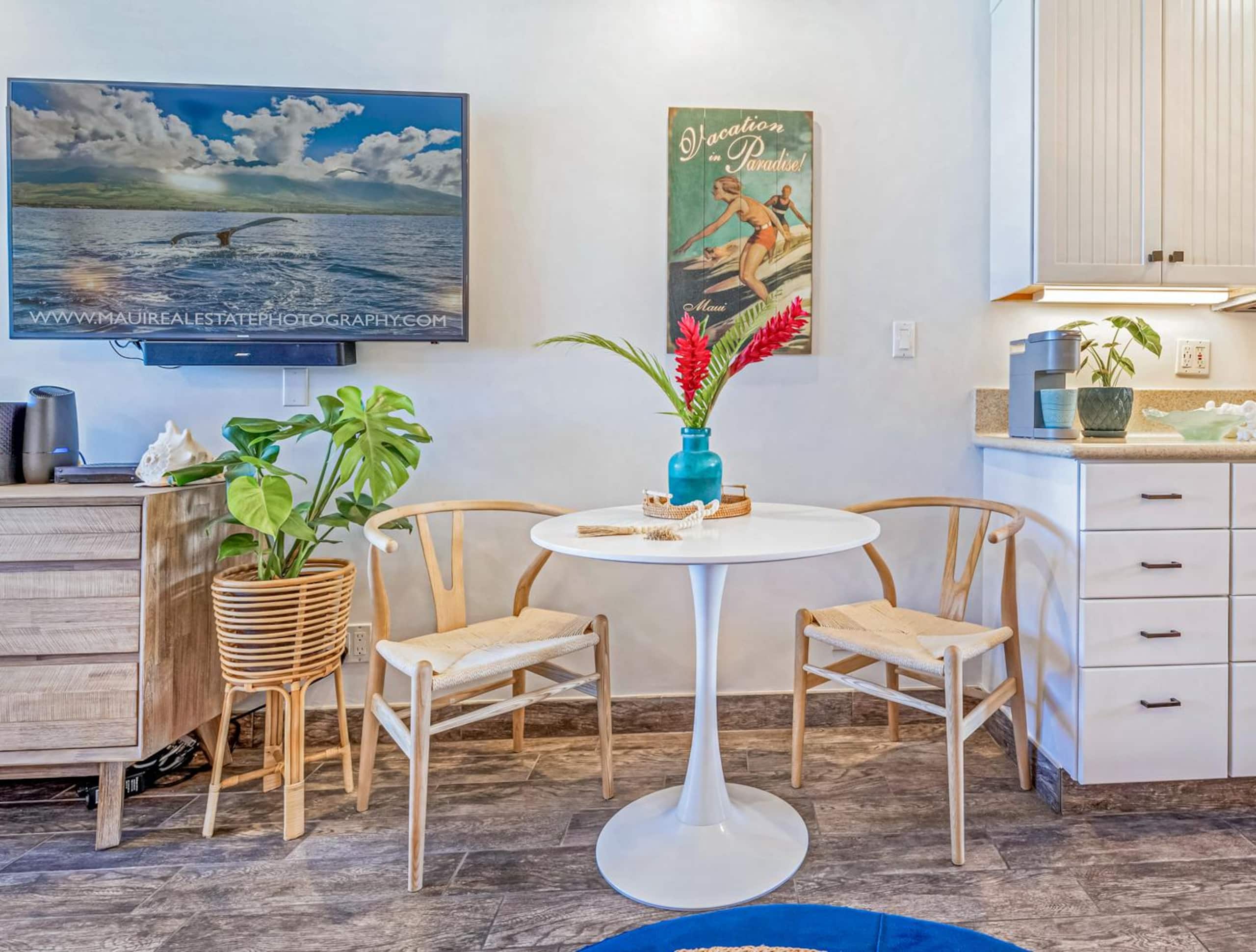 Condo in Lahaina · ★5.0 · 1 bedroom · 2 beds · 1 bath - Image 16
