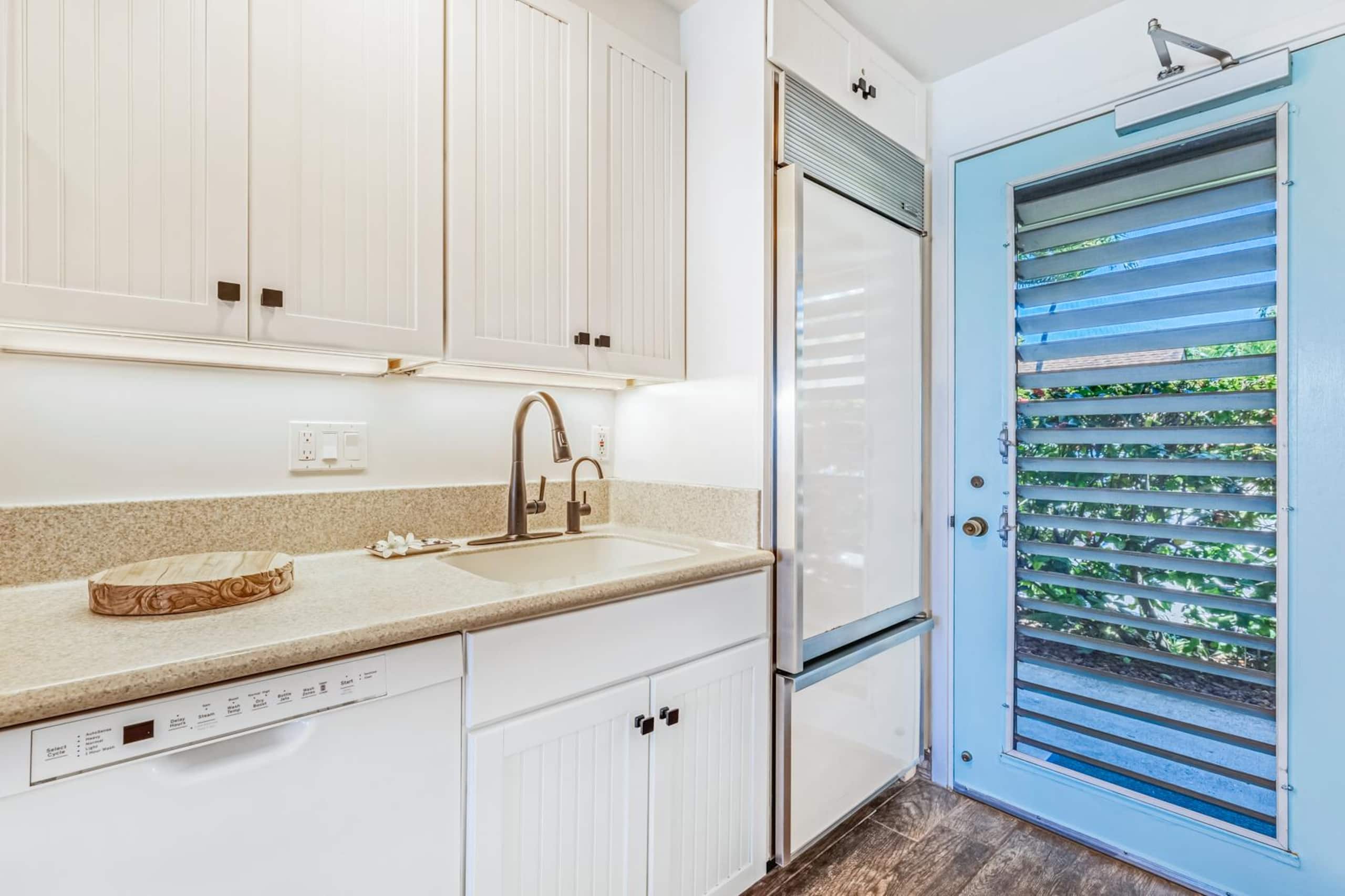 Condo in Lahaina · ★5.0 · 1 bedroom · 2 beds · 1 bath - Image 19