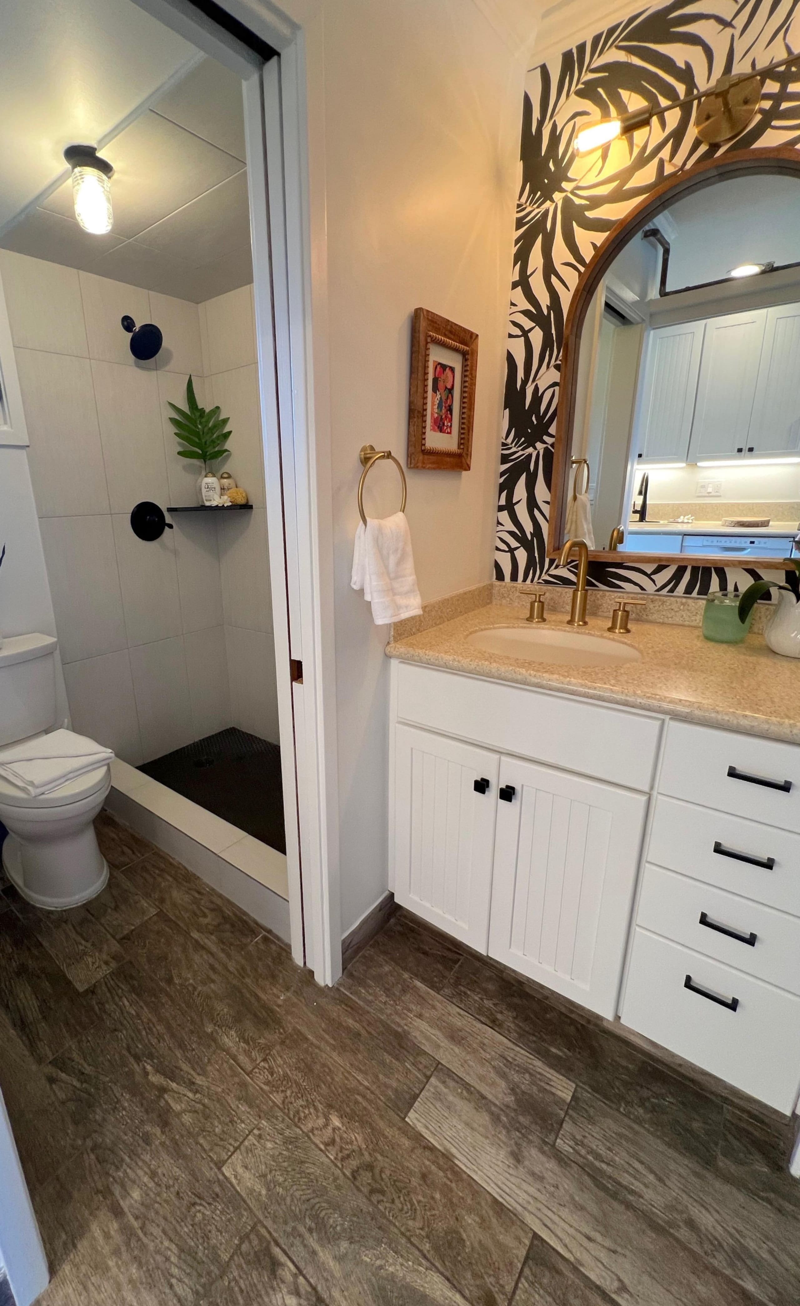 Condo in Lahaina · ★5.0 · 1 bedroom · 2 beds · 1 bath - Image 21