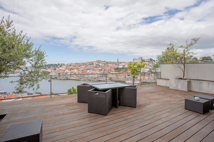 Liiiving in Gaia – Douro Dream View