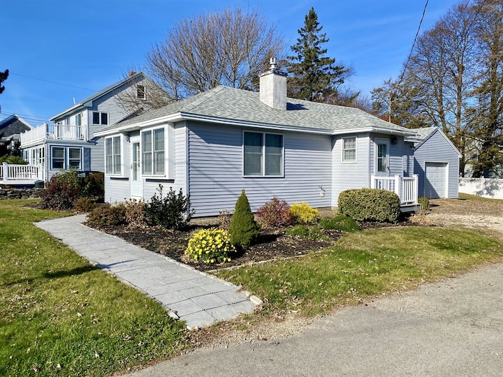 The Little Guy – A Surprisingly Spacious Seaside C - York